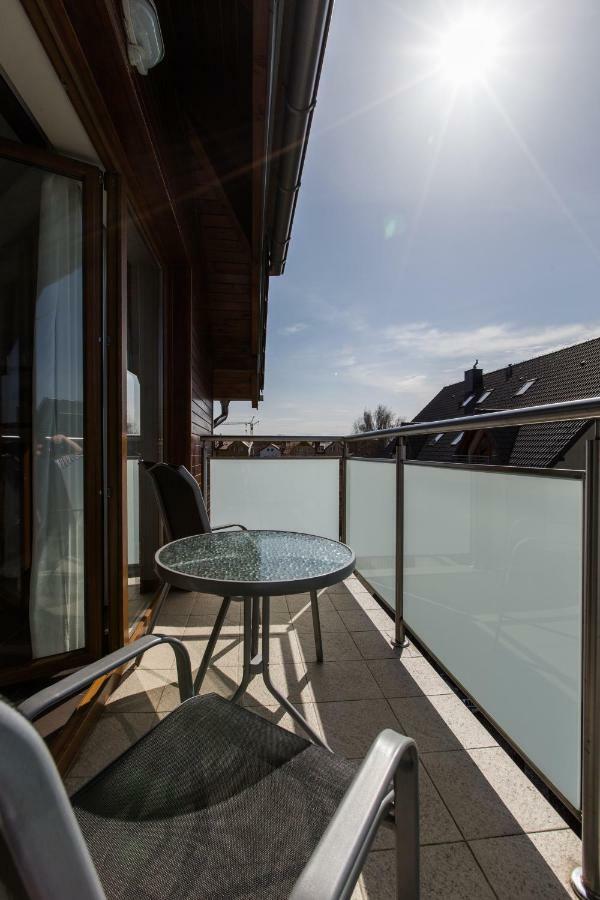 Villa Nova 34A Hel Exterior photo
